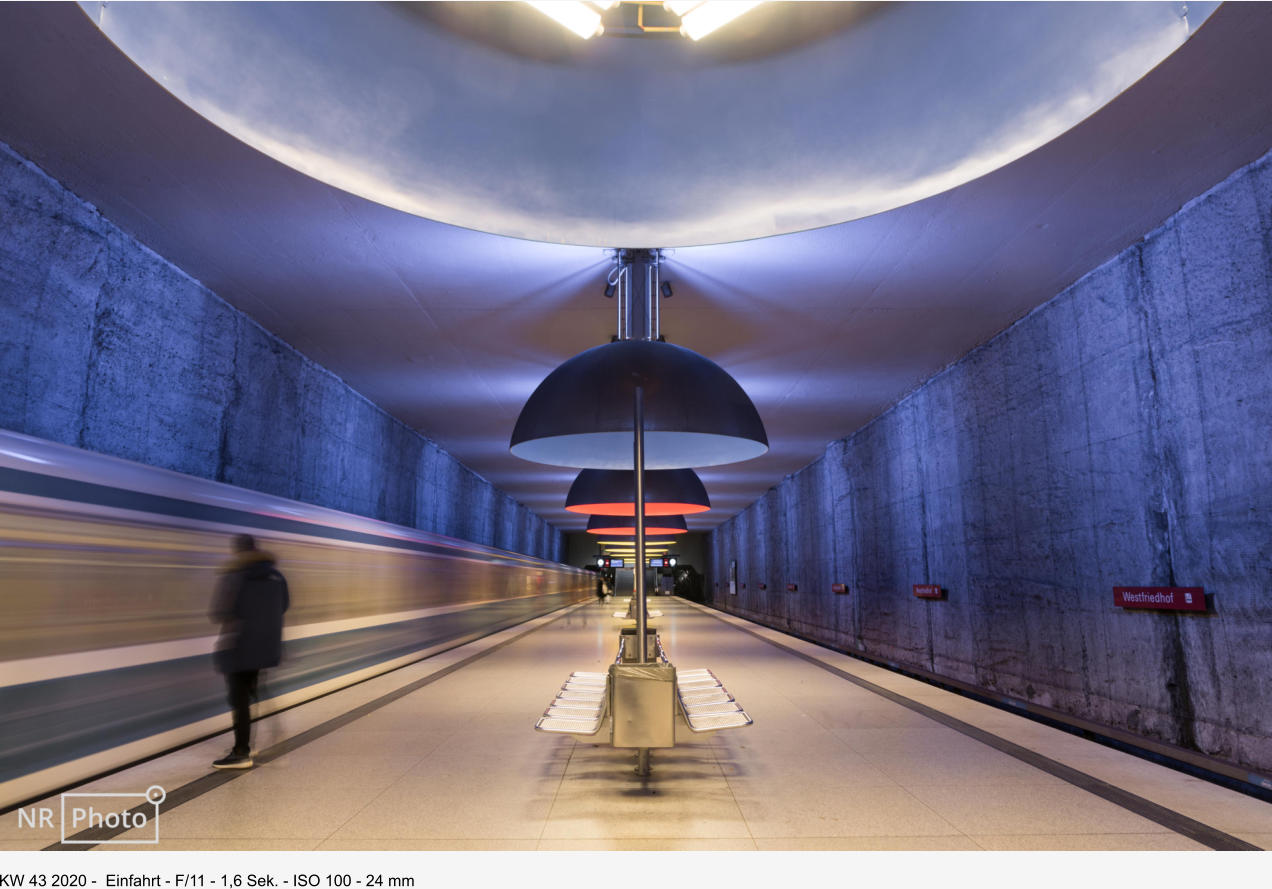 KW 43 2020 -  Einfahrt - F/11 - 1,6 Sek. - ISO 100 - 24 mm
