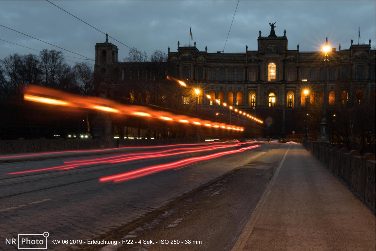 KW 06 2019 - Erleuchtung - F/22 - 4 Sek. - ISO 250 - 38 mm