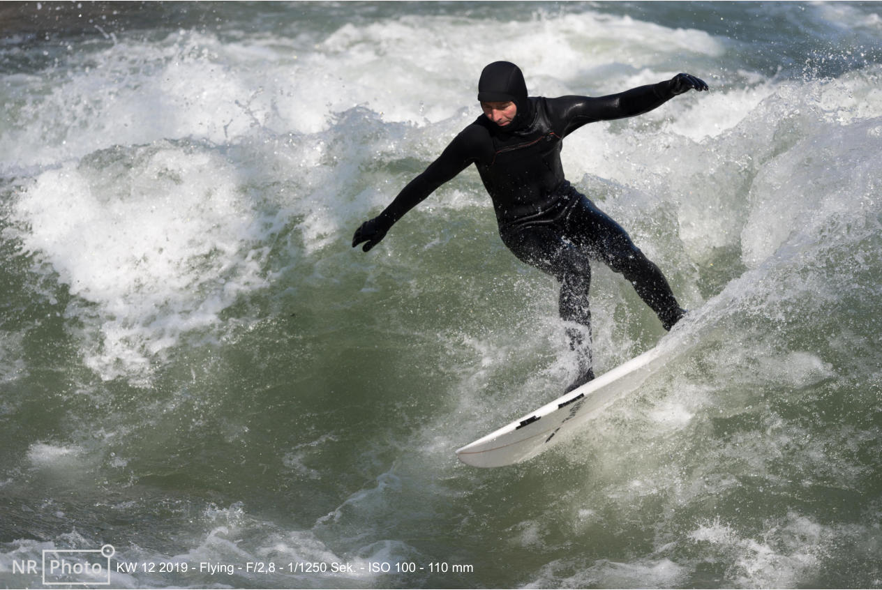 KW 12 2019 - Flying - F/2,8 - 1/1250 Sek. - ISO 100 - 110 mm