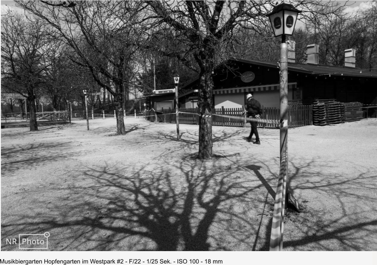Musikbiergarten Hopfengarten im Westpark #2 - F/22 - 1/25 Sek. - ISO 100 - 18 mm