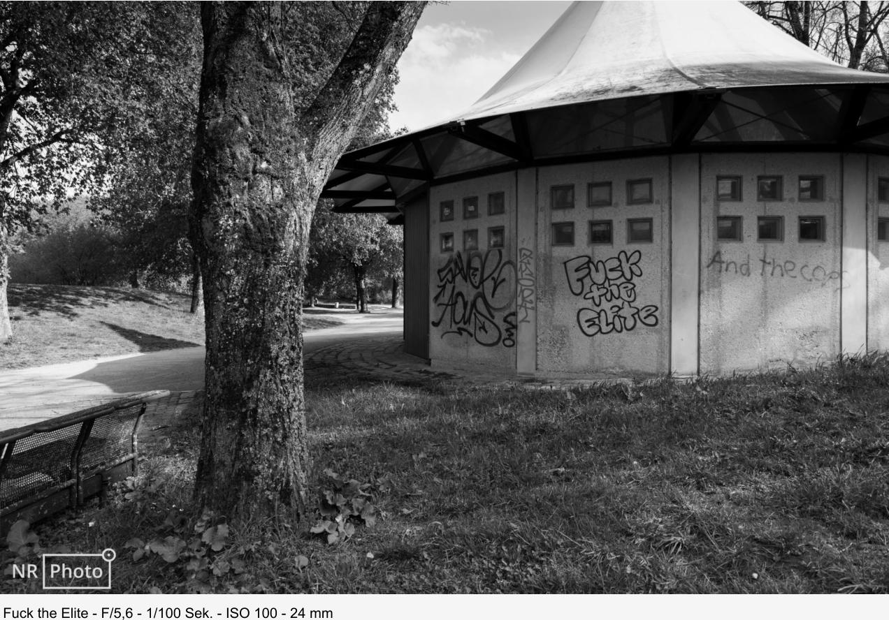 Fuck the Elite - F/5,6 - 1/100 Sek. - ISO 100 - 24 mm