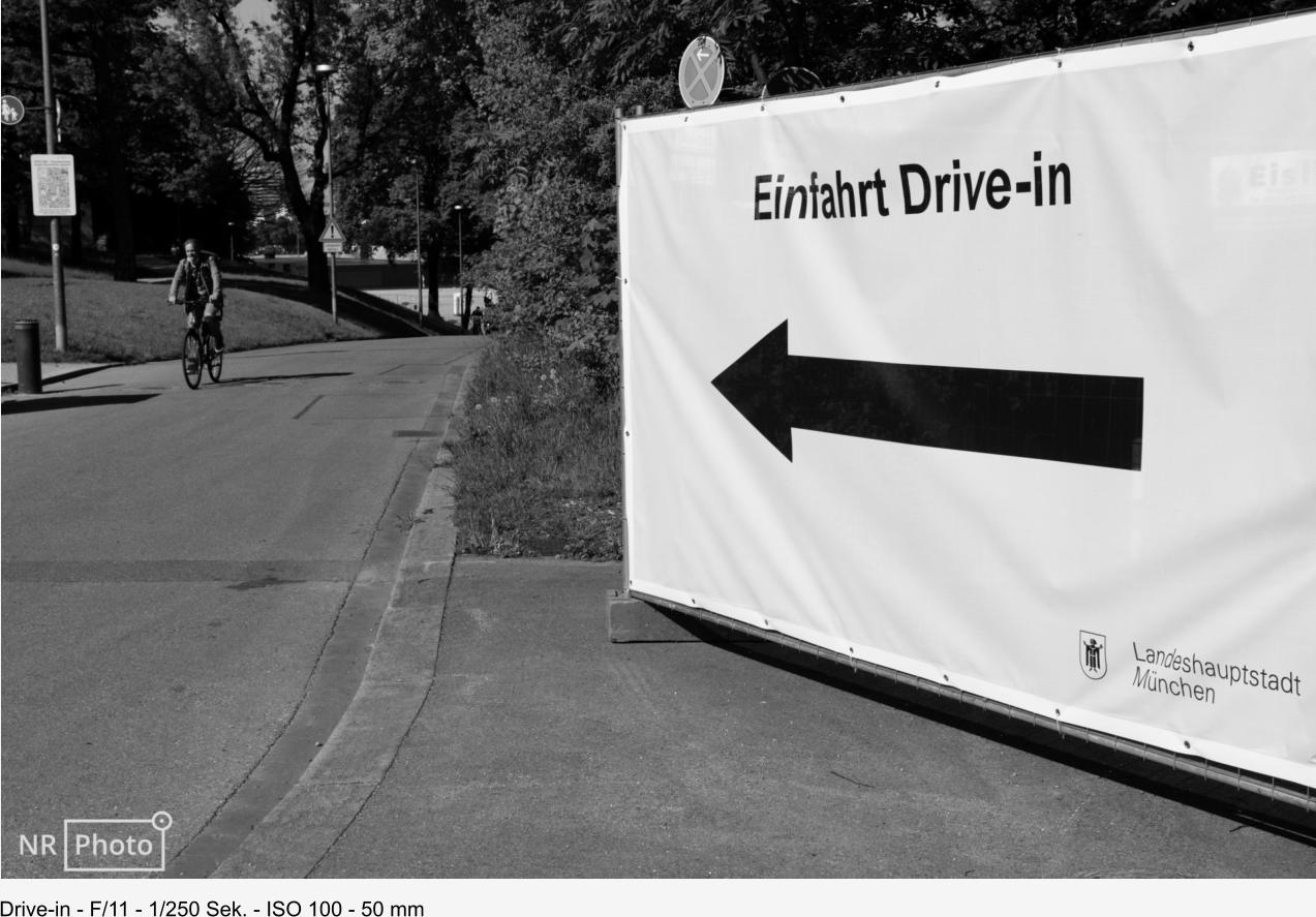 Drive-in - F/11 - 1/250 Sek. - ISO 100 - 50 mm
