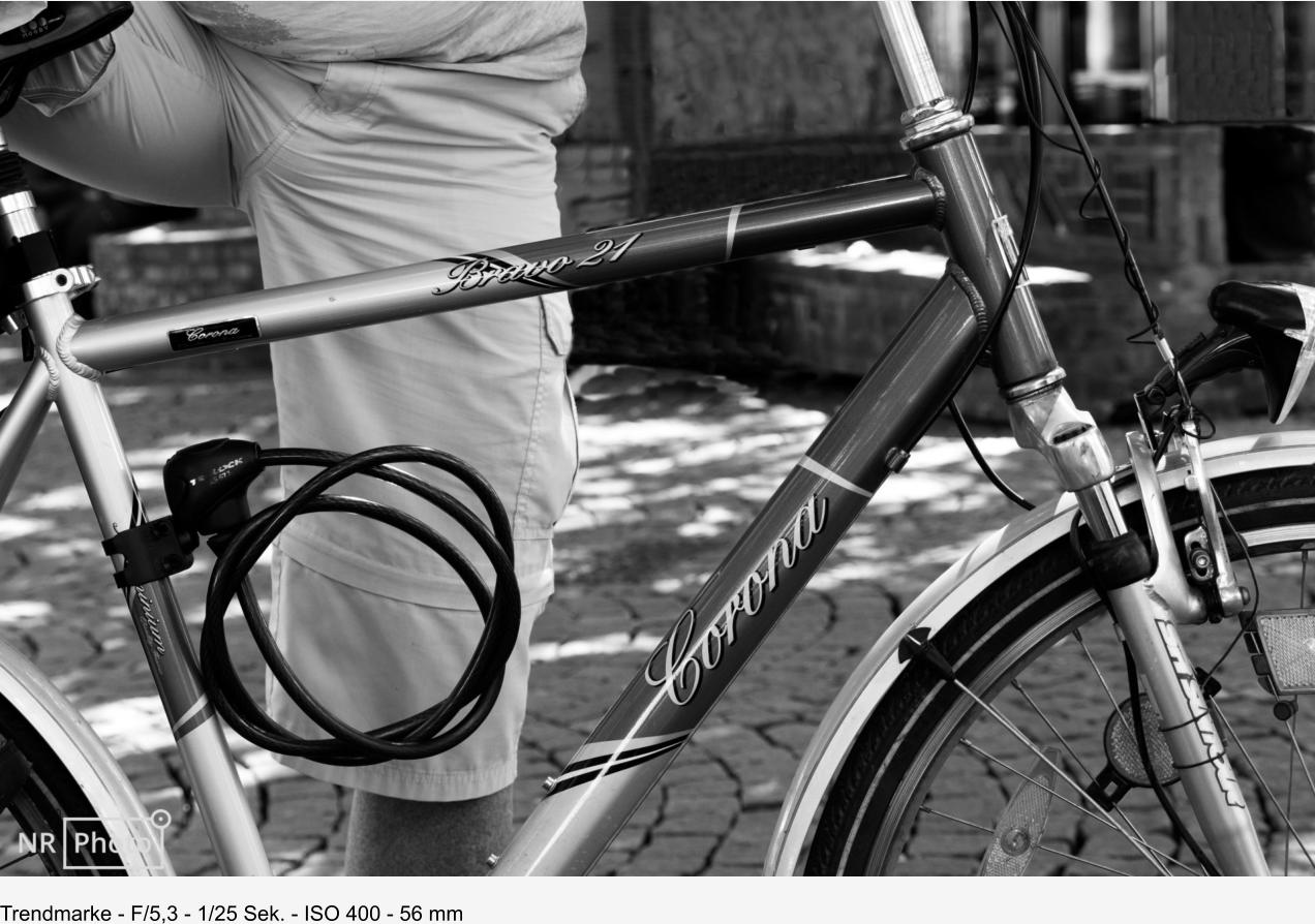 Trendmarke - F/5,3 - 1/25 Sek. - ISO 400 - 56 mm