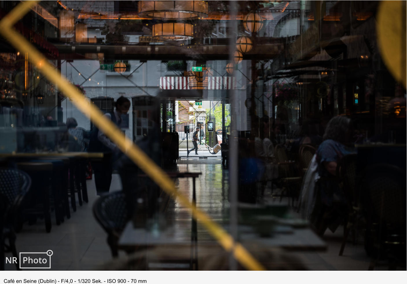 Café en Seine (Dublin) - F/4,0 - 1/320 Sek. - ISO 900 - 70 mm